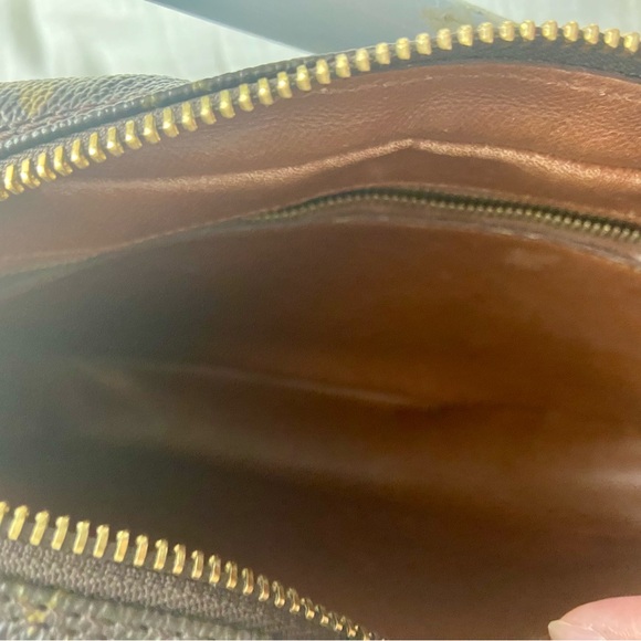 LOUIS VUITTON TROCADERO BAG 23 - Picture 5 of 16